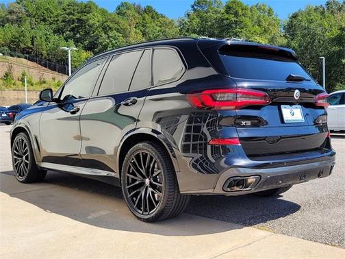 2023 BMW X5 M50i