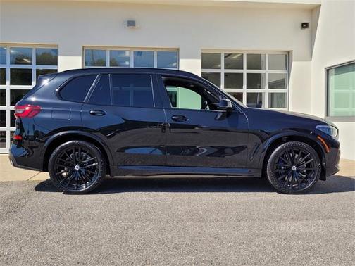 2023 BMW X5 M50i