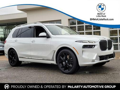 Mineral White Metallic 2026 BMW X7 xDrive40i
