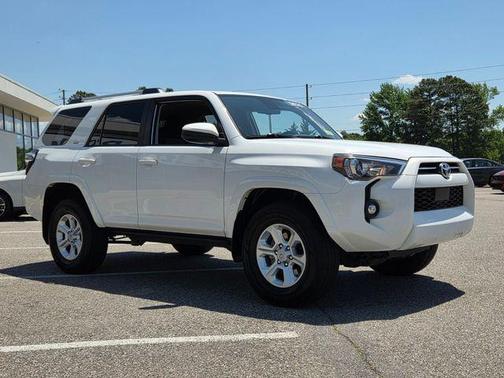 Ice 2024 Toyota 4Runner SR5