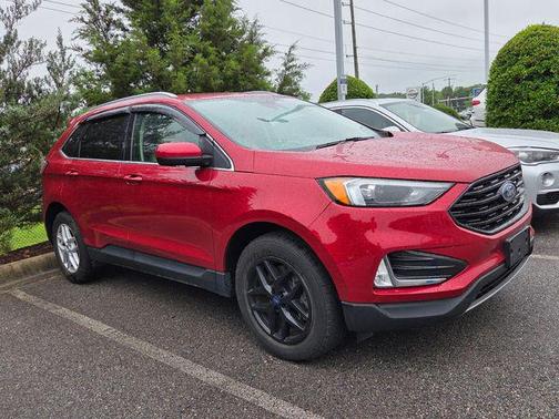 Rapid Red Metallic Tinted Clearcoat 2022 Ford Edge SEL