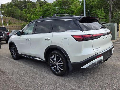 Majestic White/Black Obsidian 2025 INFINITI QX60 AUTOGRAPH