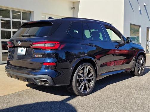 2023 BMW X5 M50i