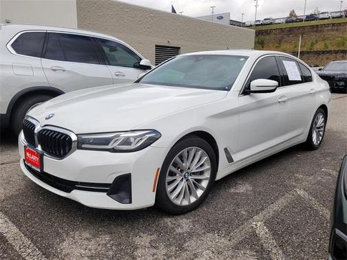 2021 BMW 530 530i
