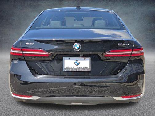 Black Sapphire Metallic 2027 BMW 530 i xDrive