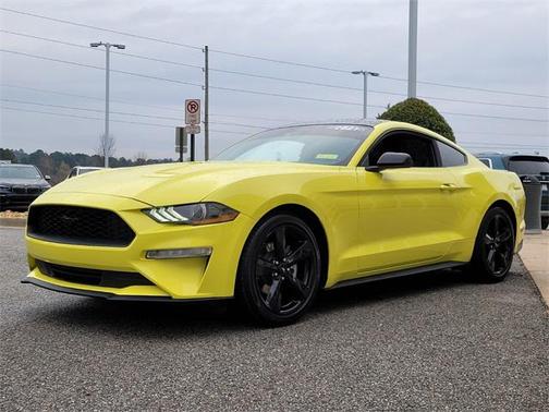 2021 Ford Mustang EcoBoost