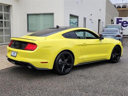 2021 Ford Mustang EcoBoost