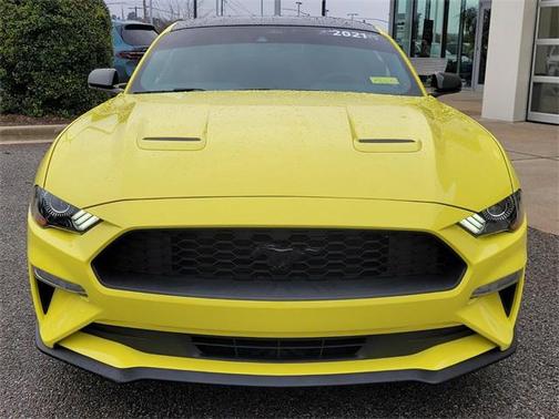 2021 Ford Mustang EcoBoost
