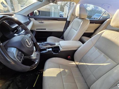 2018 Lexus ES 350 Base