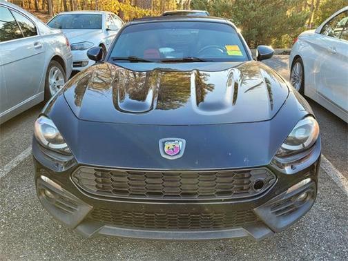 2018 FIAT 124 Spider Base