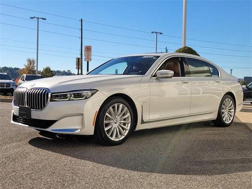 2021 BMW 740 xDrive