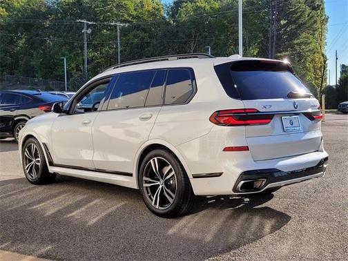 2023 BMW X7 xDrive40i