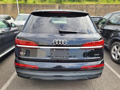 2020 Audi Q7 55 Prestige