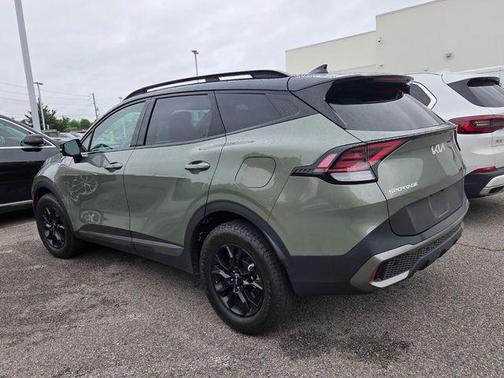 Jungle Green/Ebony Black Roof 2023 Kia Sportage S