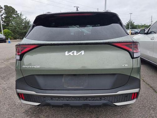 Jungle Green/Ebony Black Roof 2023 Kia Sportage S