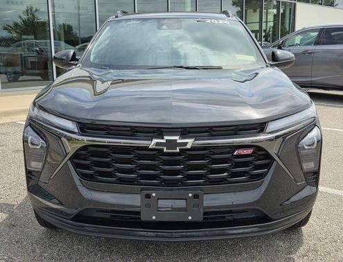 Mosaic Black Metallic 2024 Chevrolet Trax FWD 2RS