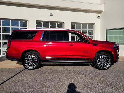 2023 GMC Yukon XL Denali Ultimate