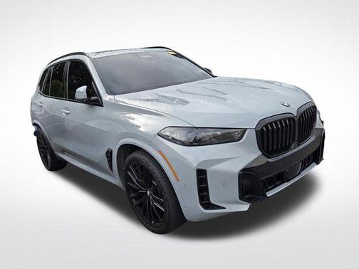 Brooklyn Grey Metallic 2025 BMW X5 xDrive40i