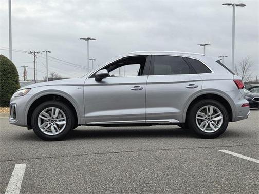 2022 Audi Q5 45 S line Premium