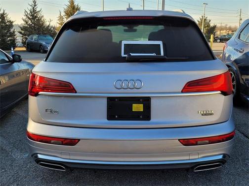 2022 Audi Q5 45 S line Premium