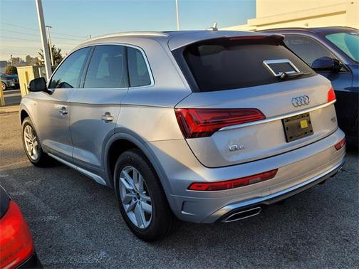 2022 Audi Q5 45 S line Premium