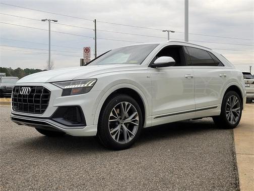 2021 Audi Q8 55 Premium Plus
