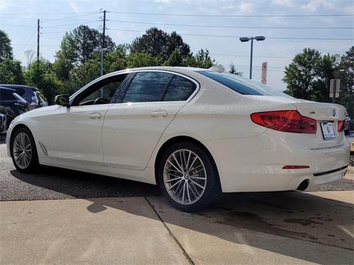 Alpine White 2020 BMW 530 xDrive