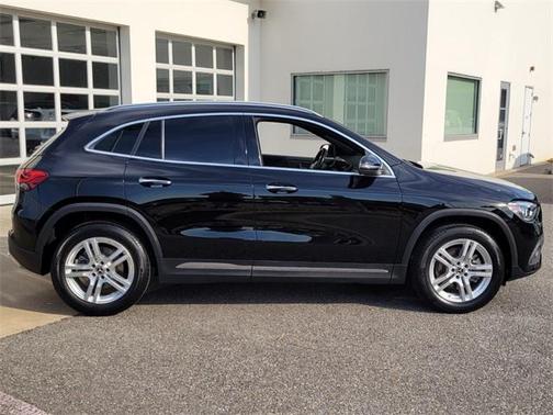2021 Mercedes-Benz GLA 250 Base 4MATIC