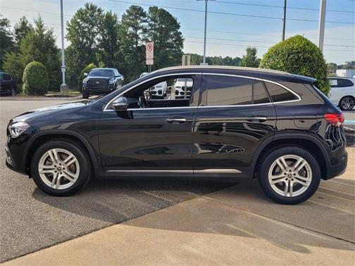 2021 Mercedes-Benz GLA 250 Base 4MATIC