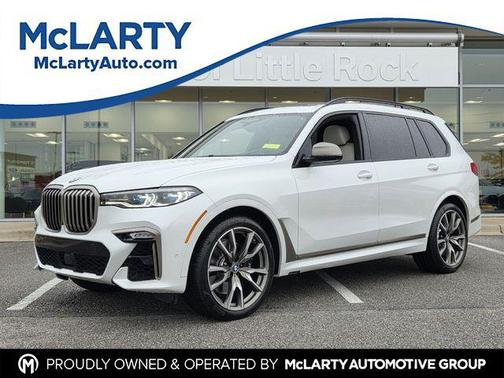 Mineral White Metallic 2021 BMW X7 M50i