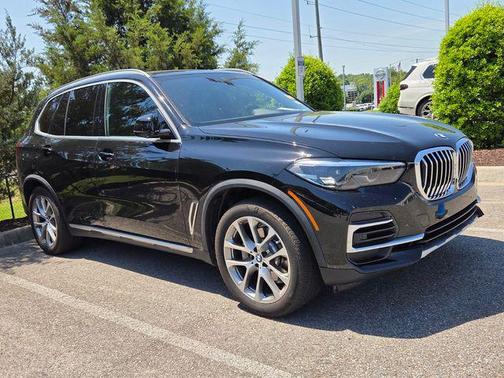 Jet Black 2023 BMW X5 sDrive40i