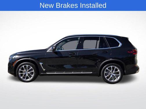 Black Sapphire Metallic 2026 BMW X5 xDrive40i