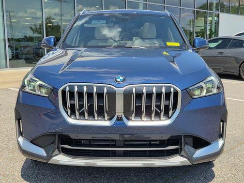 Phytonic Blue Metallic 2025 BMW X1 xDrive28i