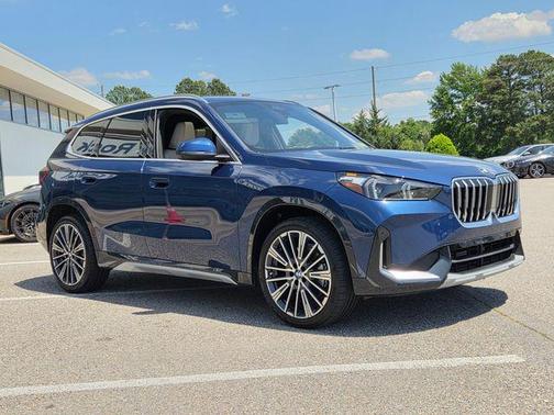 Phytonic Blue Metallic 2025 BMW X1 xDrive28i