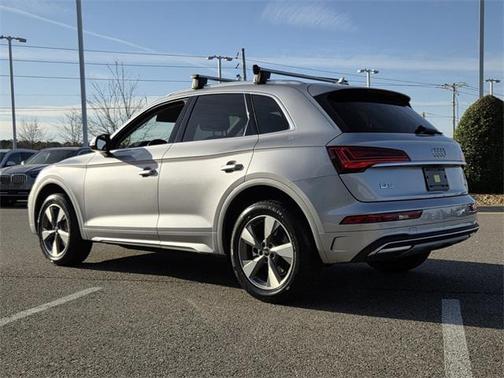 2023 Audi Q5 40 Premium