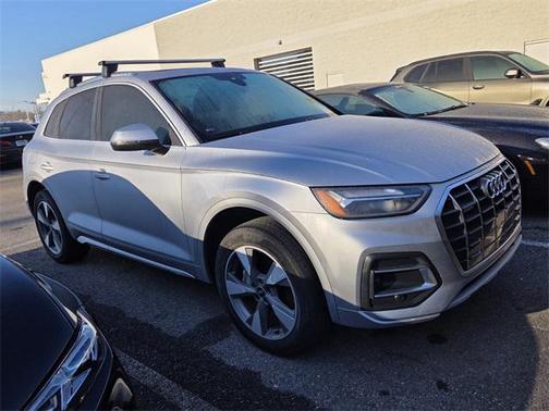 2023 Audi Q5 40 Premium