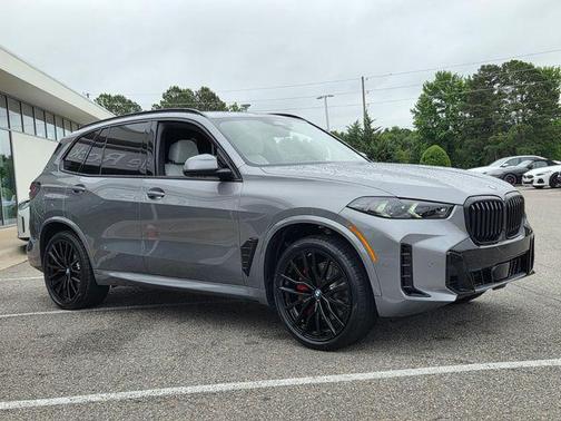 Skyscraper Grey Metallic 2026 BMW X5 sDrive40i