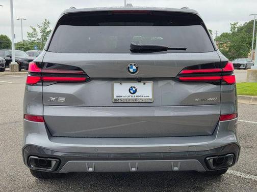 Skyscraper Grey Metallic 2026 BMW X5 sDrive40i