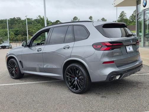 Skyscraper Grey Metallic 2026 BMW X5 sDrive40i