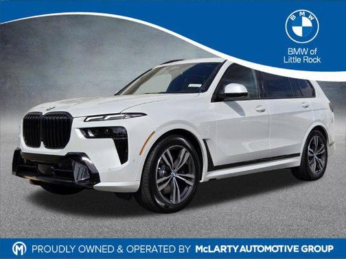 Mineral White Metallic 2027 BMW X7 xDrive40i