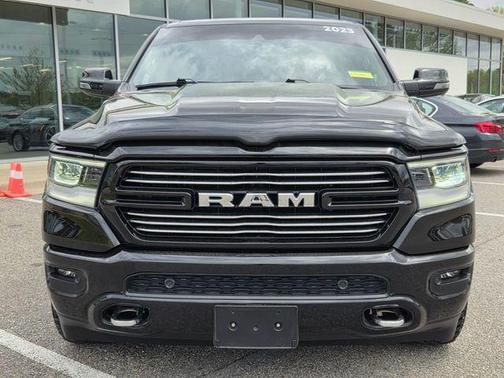 Diamond Black Crystal Pearlcoat 2023 RAM 1500 Laramie