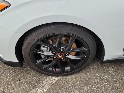 2019 Hyundai Veloster Base