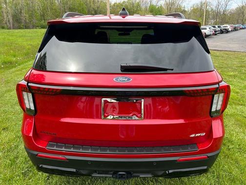 Rapid Red Metallic Tinted Clearcoat 2025 Ford Explorer ST-Line