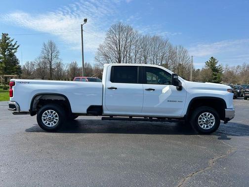 Summit White 2024 Chevrolet Silverado 2500 WT