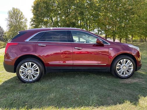 2017 Cadillac XT5 Premium Luxury