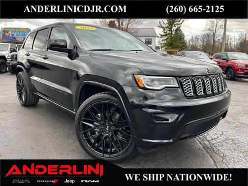 2022 Jeep Grand Cherokee Laredo