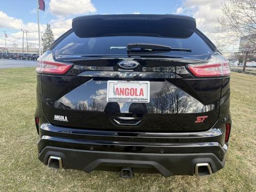 2022 Ford Edge ST