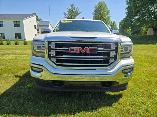 White Frost Tricoat 2018 GMC Sierra 1500 SLT