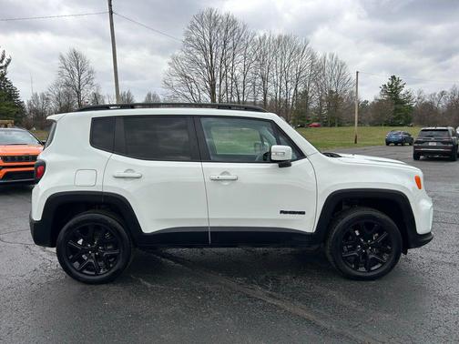 Alpine White Clearcoat 2019 Jeep Renegade Latitude