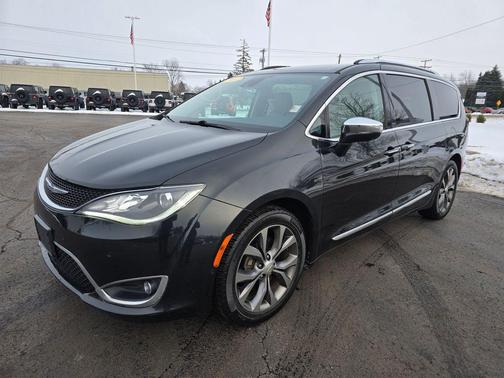 2017 Chrysler Pacifica Limited